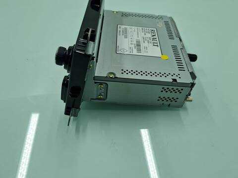 Foto 2ª: Pantalla Multifuncion Renault Clio 1.5 DCI DIESEL FAP 90CV 66KW [K9KB608] (2014)
