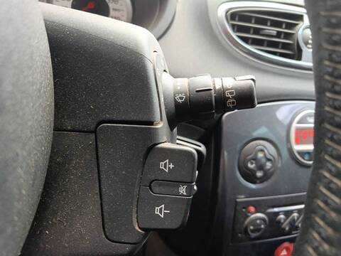 Mando Multifuncion Renault Clio K9KT7