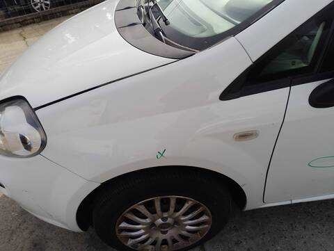 Foto 3ª: Aleta Delantera Izquierda Fiat Punto DYNAMIC 75CV 55KW [199A9000] (2013)