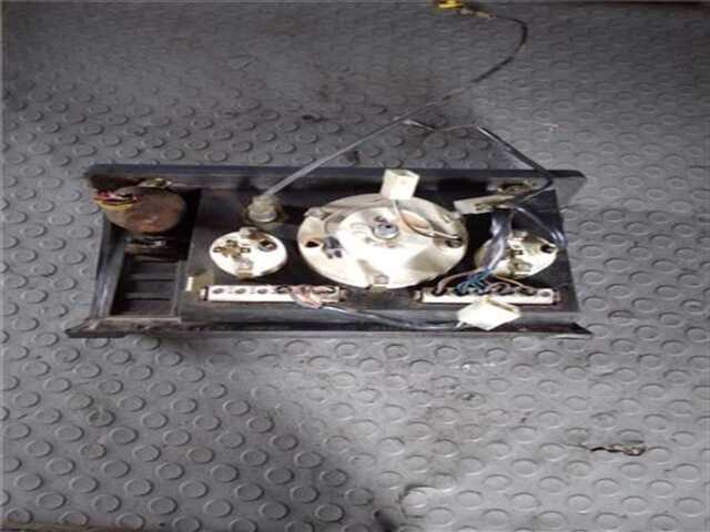 Foto 2ª: Cuadro de Instrumentos Mercedes 100 D (631.332. 631.342) [OM 616.963]