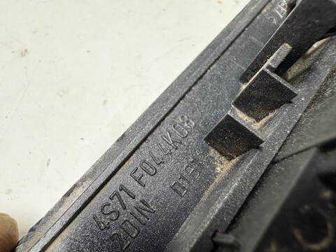 Foto 3ª: Consola Central Ford Mondeo CHBA TURNIER (2001)