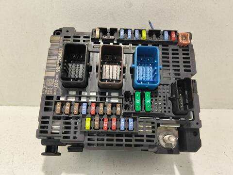 Caja Reles Fusibles Peugeot 308 2.0 BLUE 150CV