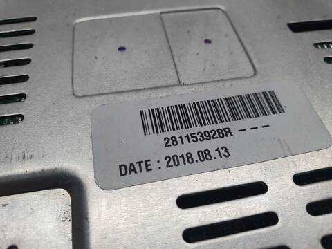 Foto 3ª: Sistema GPS Renault Megane LIMITED BERLINA 140CV 103KW IV BERLINA 5P [H5HB4] (2019)