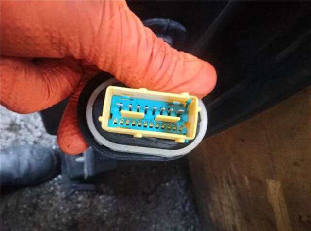 Foto 3ª: Puerta Trasera Izquierda DS 7 1.5 PERFORMANCE LINE [1.5 LTR. - 96 KW BLUE-HDI FAP] [YHZ / DV5RC]