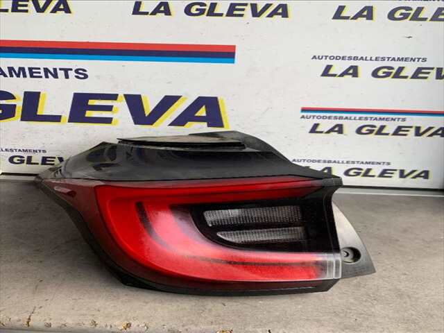 Piloto Trasero Izquierdo Toyota Yaris 1.5 HIBRID 116CV 0CV