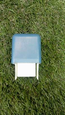 Foto 2ª: Caja Reles Fusibles Lexus LX 4.7 G 470 V8 (2002)