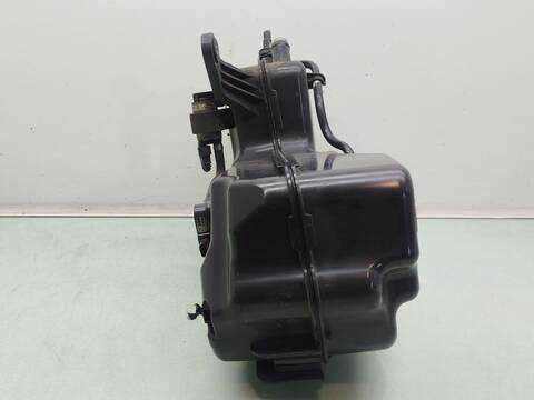 Foto 2ª: Deposito AdBlue Bmw Serie 1 116 D F21) [B37 D15 A] (2018)