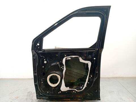 Foto 4ª: Puerta Delantera Derecha Ford Tourneo 1.0 ECOBOOST 125CV 92KW [B7NB] (2024)