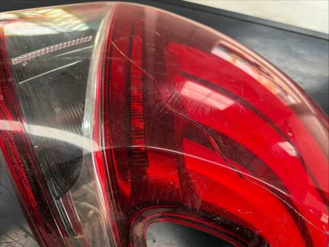 Foto 3ª: Piloto Trasero Derecho Peugeot 208 HM05 (2019)