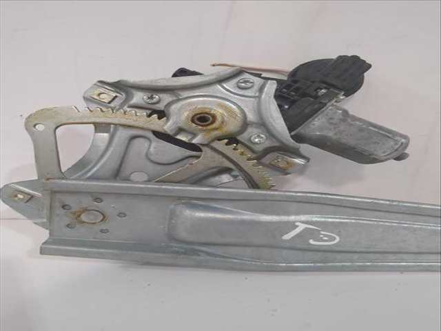 Foto 2ª: Elevalunas Manual Trasero Derecho Toyota Yaris ACTIVE 112CV [2NRFKE] (2017)