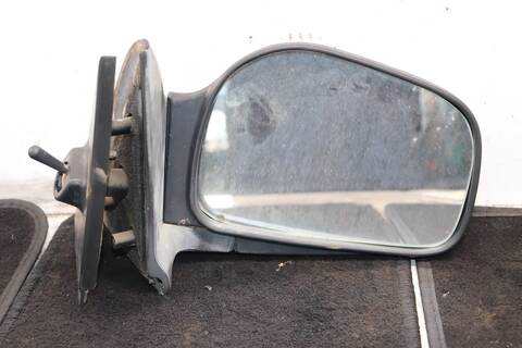Retrovisor Derecho Ssangyong Korando 2.3 D 80CV 59KW