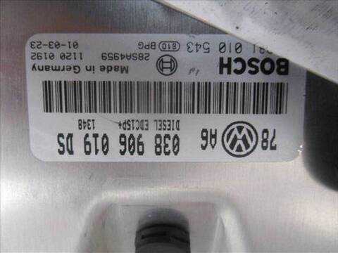 Foto 1ª: Centralita Motor ECU Volkswagen Passat 1.9 TDI BERLINA 130CV 96KW [AVF] (2001)