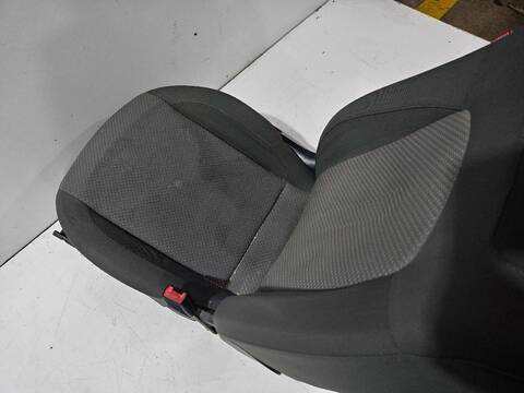 Foto 3ª: Asiento Delantero Derecho Seat Toledo EXCLUSIVE 140CV [BKD] (2004)