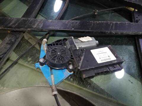 Foto 2ª: Elevalunas Eléctrico Delantero Izquierdo Volkswagen Touareg TDI V10 313CV 230KW [BLE] (2008)