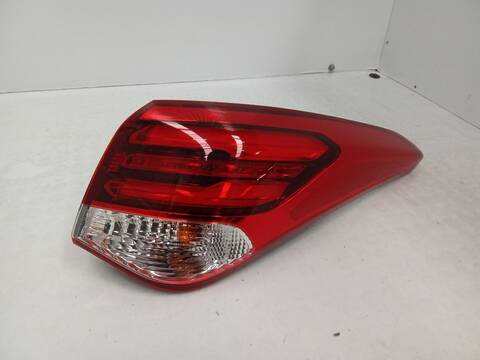 Piloto Trasero Derecho Hyundai i40 1.7 CRDI 116CV 85KW