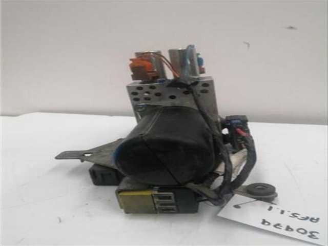 Foto 4ª: Techo Eléctrico Renault Megane 1.6 CONFORT AUTHENTIQUE [1 6 LTR. - 83 KW 16V] COUPE 113CV II COUPE/CABRIO 2003 )