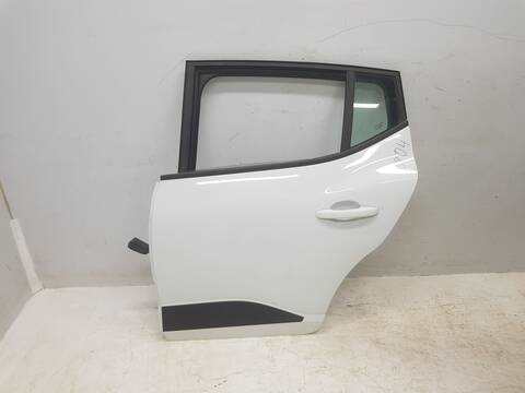 Puerta Trasera Izquierda Dacia Sandero STEPWAY EXTREME GO
