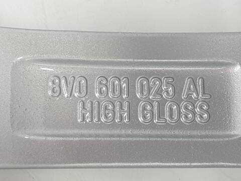 Foto 3ª: LLanta Aleacion Audi A3 AMBITION (2012)