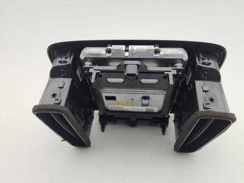 Foto 4ª: Pantalla Multifuncion Volvo XC 40 T3 163CV 120KW [B3154T7] (2019)