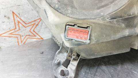 Foto 3ª: Faro Izquierdo Opel Astra COSMO 116CV 85KW [Z16XER] (2008)