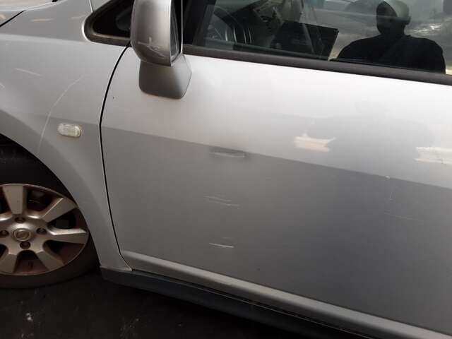 Foto 2ª: Puerta Delantera Izquierda Nissan Tiida 1.6 16V110CV/81KW [HR16] (2008)