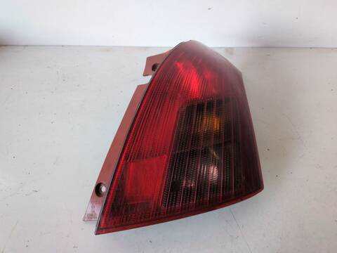 Foto 2ª: Piloto Trasero Derecho Suzuki Swift GL 3-PTAS.) 69CV (2005)