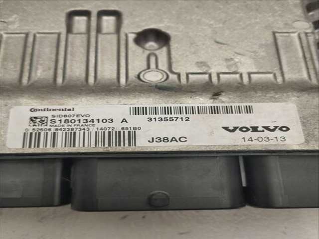 Foto 3ª: Centralita Motor ECU Volvo V40 KINETIC 120CV 88KW [D4162T] (2014)