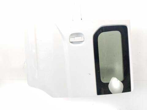 Foto 2ª: Puerta Trasera Izquierda Nissan NV200 1.5 DCI K9K M20/M20M) (2010)