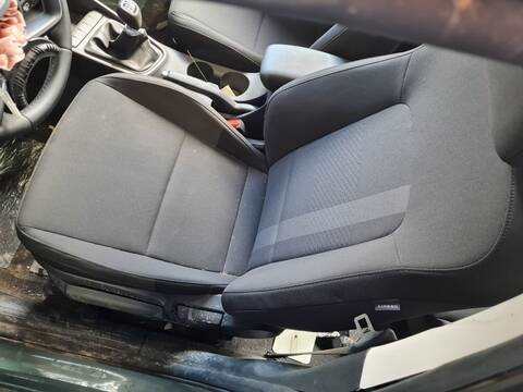 Foto 1ª: Asientos Traseros Hyundai i20 ESSENCE 84CV 62KW [G4LF] (2024)