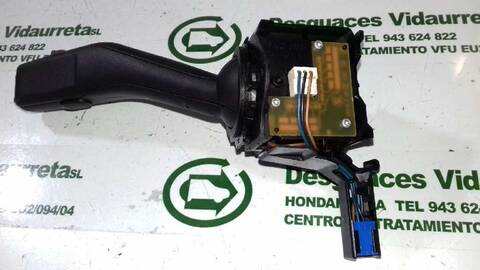 Foto 2ª: Mando Multifuncion Skoda Octavia 2.0 TDI BERLINA 140CV 103KW [BKD] (2008)