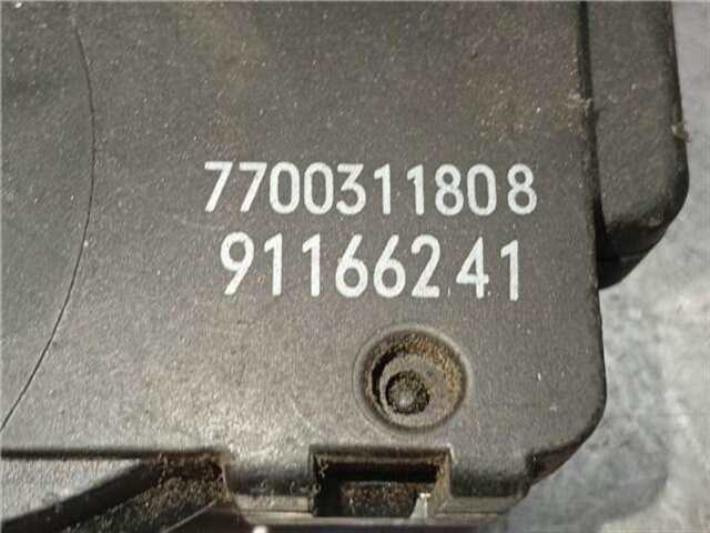 Foto 2ª: Cerradura Puerta Delantera Derecha Renault Trafic 1.9D DCI 100CV [F9Q 760]