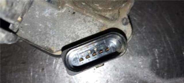 Foto 3ª: Caja Mariposa Volkswagen Caddy 1.9 FURG. [1.9 LTR. - 77 KW TDI] [BLS]
