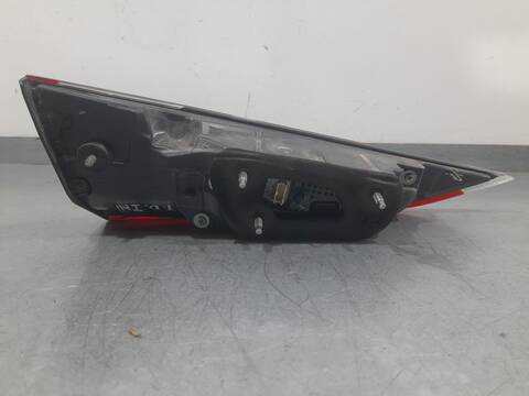 Foto 3ª: Piloto Trasero Derecho Lexus ES 300H 218CV [A25AFXS] (2022)