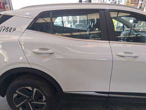 Puerta Trasera Derecha Kia Sportage 1.6 T-GDI 150CV 110KW