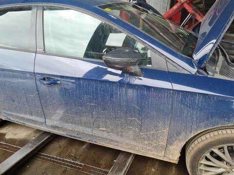 Foto 1ª: Puerta Delantera Derecha Seat Leon STYLE 110CV 81KW [CXXB] (2016)