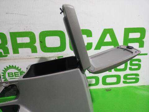 Foto 2ª: Consola Central Kia Sorento 2.5 CRDI 170CV [D4CB] (2002)