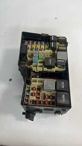 Foto 1ª: Caja Reles Fusibles Ford Focus 1.6 D [D/G8DA] (2006)