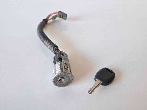 Foto 3ª: Motor de Arranque Renault Trafic 27 CN 82CV (2001)