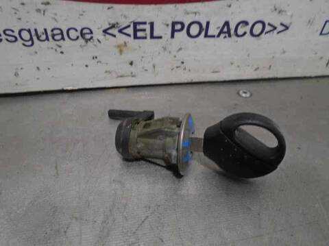 Foto 1ª: Cerradura Puerta Delantera Derecha Peugeot 206 BERLINA 75CV 55KW [KFW] (2002)