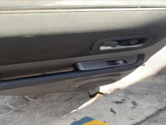 Foto 3ª: Puerta Trasera Izquierda Nissan X-Trail 2.2 DCI136CV 0CV T30 DESDE 06/2001 HASTA 01/2013 [YD22] (2005)