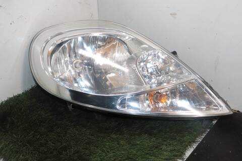 Faro Derecho Renault Trafic 27 CN 114CV 84KW
