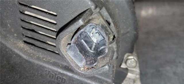 Foto 3ª: Alternador Nissan Almera 1.5 ACENTA [1.5 LTR. - 60 KW DCI TURBODIESEL CAT] [K9KA260]