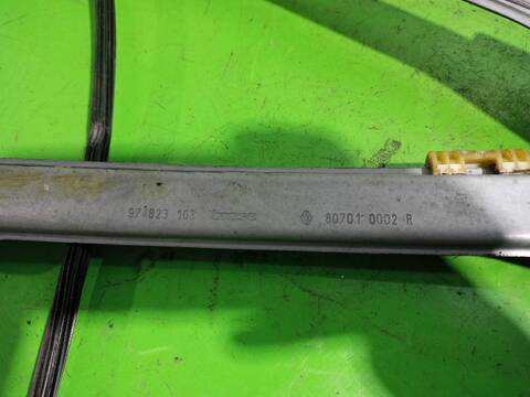 Foto 3ª: Elevalunas Eléctrico Delantero Izquierdo Renault Laguna RENAULT LAGUNA III GRANDTOUR 109CV [K9K780] (2007)