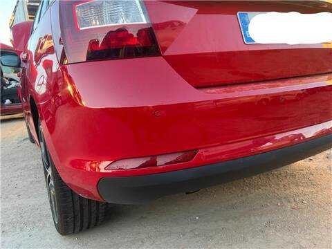 Foto 1ª: Paragolpes Trasero Skoda Rapid 1.6 TDI 105CV 77KW [CAYC,CLNA] (2014)