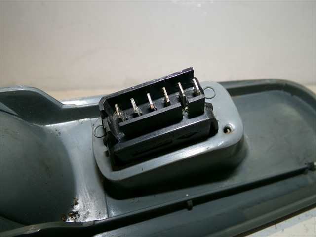 Foto 3ª: Botonera Elevalunas Renault Twingo 1.2 G 2000-2007 [D4FA7] (2003)