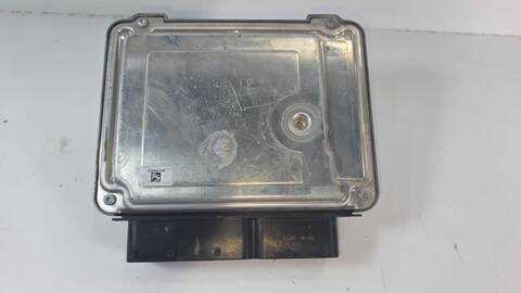 Foto 3ª: Centralita Motor ECU Volkswagen Scirocco 2.0 TDI 103KW) LIM. EDITION 140CV (2011)