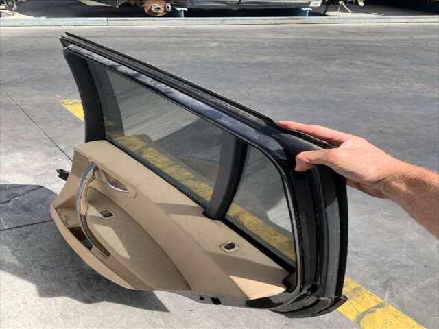Foto 2ª: Puerta Trasera Derecha Bmw X3 2.0 DI 150CV [204D4] (2005)