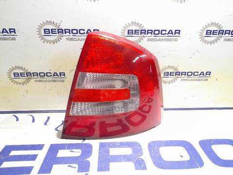 Piloto Trasero Derecho Skoda Octavia VERSION INDEFINIDA