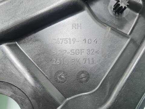 Foto 3ª: Elevalunas Manual Trasero Derecho Jeep Compass LIMITED 4X2 120CV 88KW [55260384] (2018)