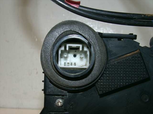 Foto 4ª: Cerradura Puerta Delantera Izquierda Toyota Prius 1.8 G HIBRIDO 2009-2012 [2ZR] (2010)